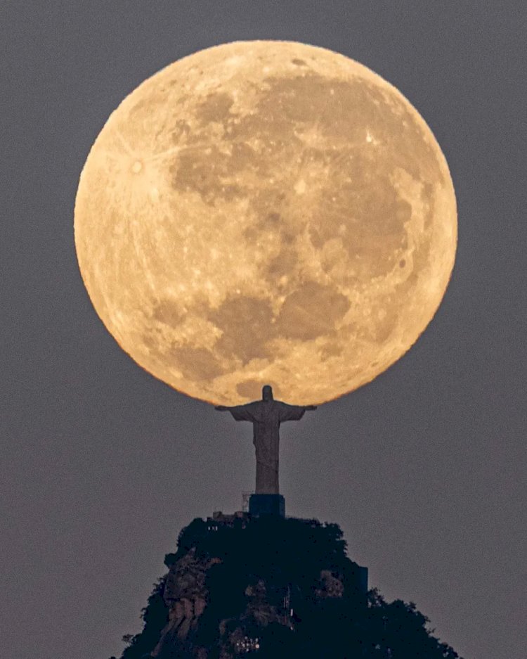 Fotógrafo registra Cristo Redentor 'segurando' a Lua e viraliza na internet
