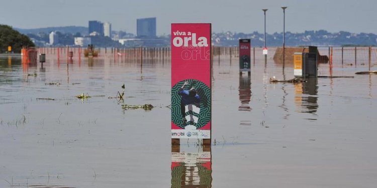 Melo decretará situação de emergência em Porto Alegre após enchentes