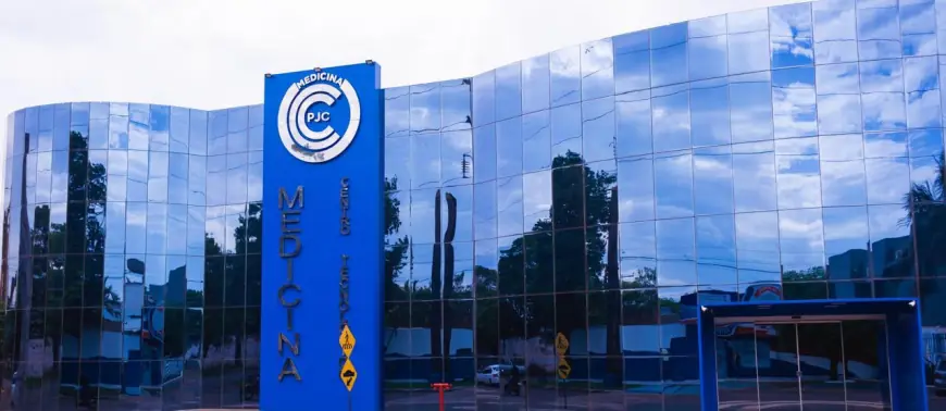 Medicina no Paraguai: Universidade Central do Paraguai transforma teoria em prática salvadora e mantém matrículas abertas