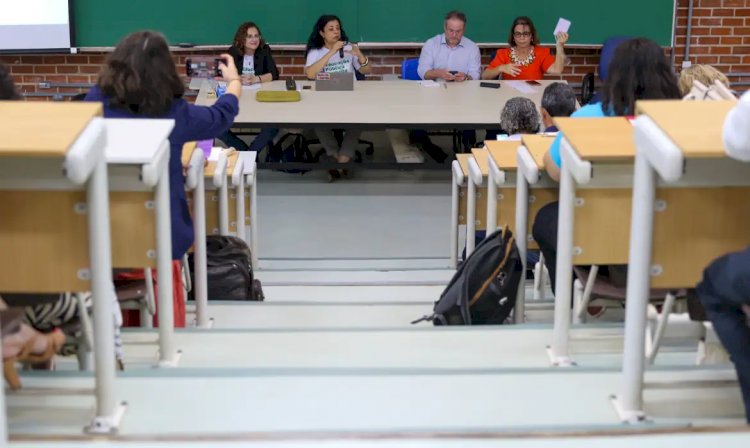 Professores universitários retomam atividades após 70 dias de greve